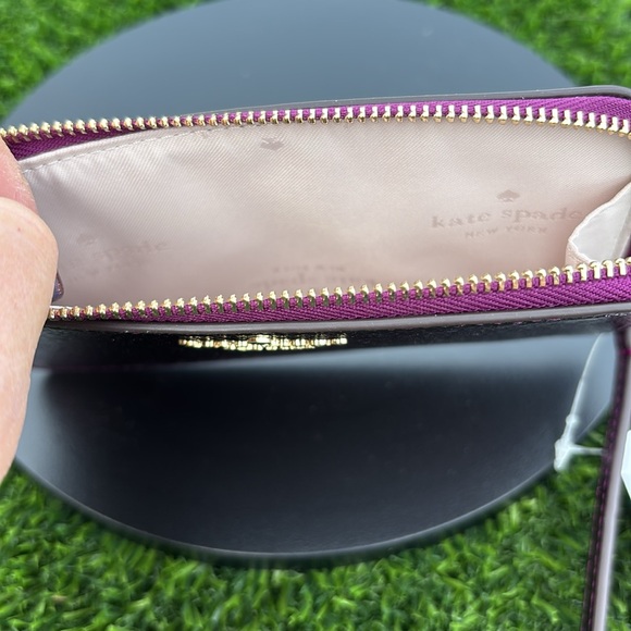 NWT Kate Spade small zip wristlet Lucy in dark raspberry color. - Picture 3 of 3
